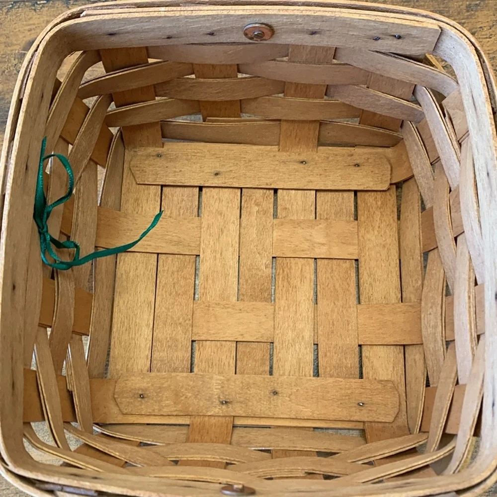 Longaberger Medium Berry Basket